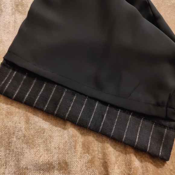 Armani Collezioni Silver Pin Strip Dark Gray Wide Leg Pants, Size 10 - Picture 12 of 13